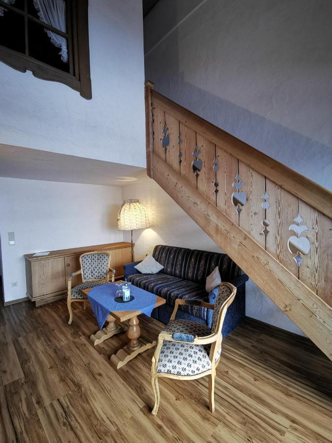 & Zur Post Hotel