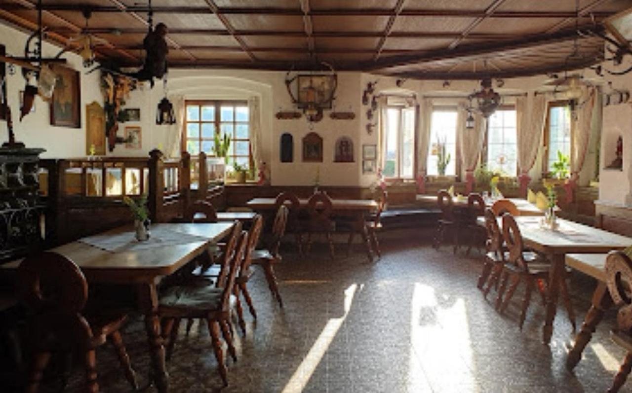 & Zur Post Hotel Wallgau