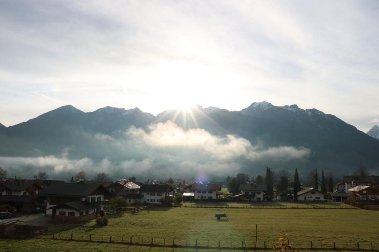 Hotel & Zur Post Wallgau